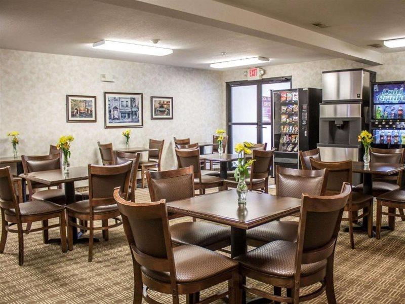 Comfort Inn&Suites Fremont Extérieur photo