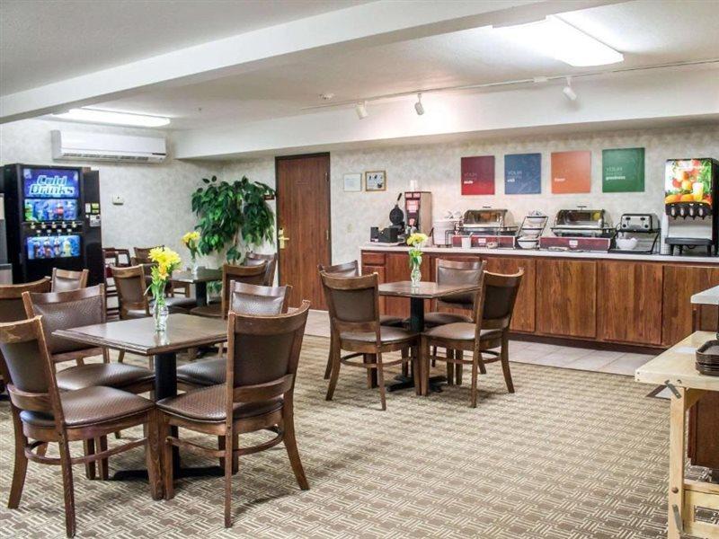 Comfort Inn&Suites Fremont Extérieur photo