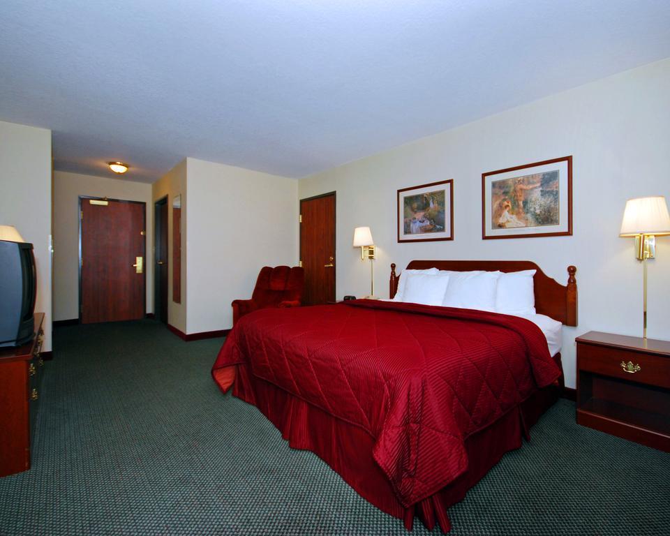Comfort Inn&Suites Fremont Extérieur photo