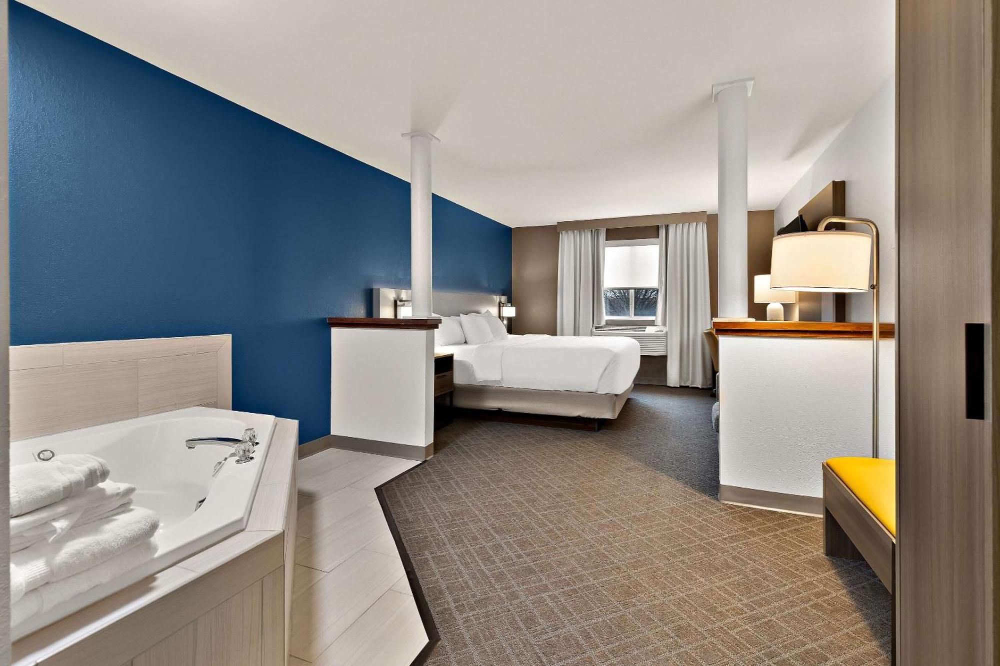 Comfort Inn&Suites Fremont Extérieur photo