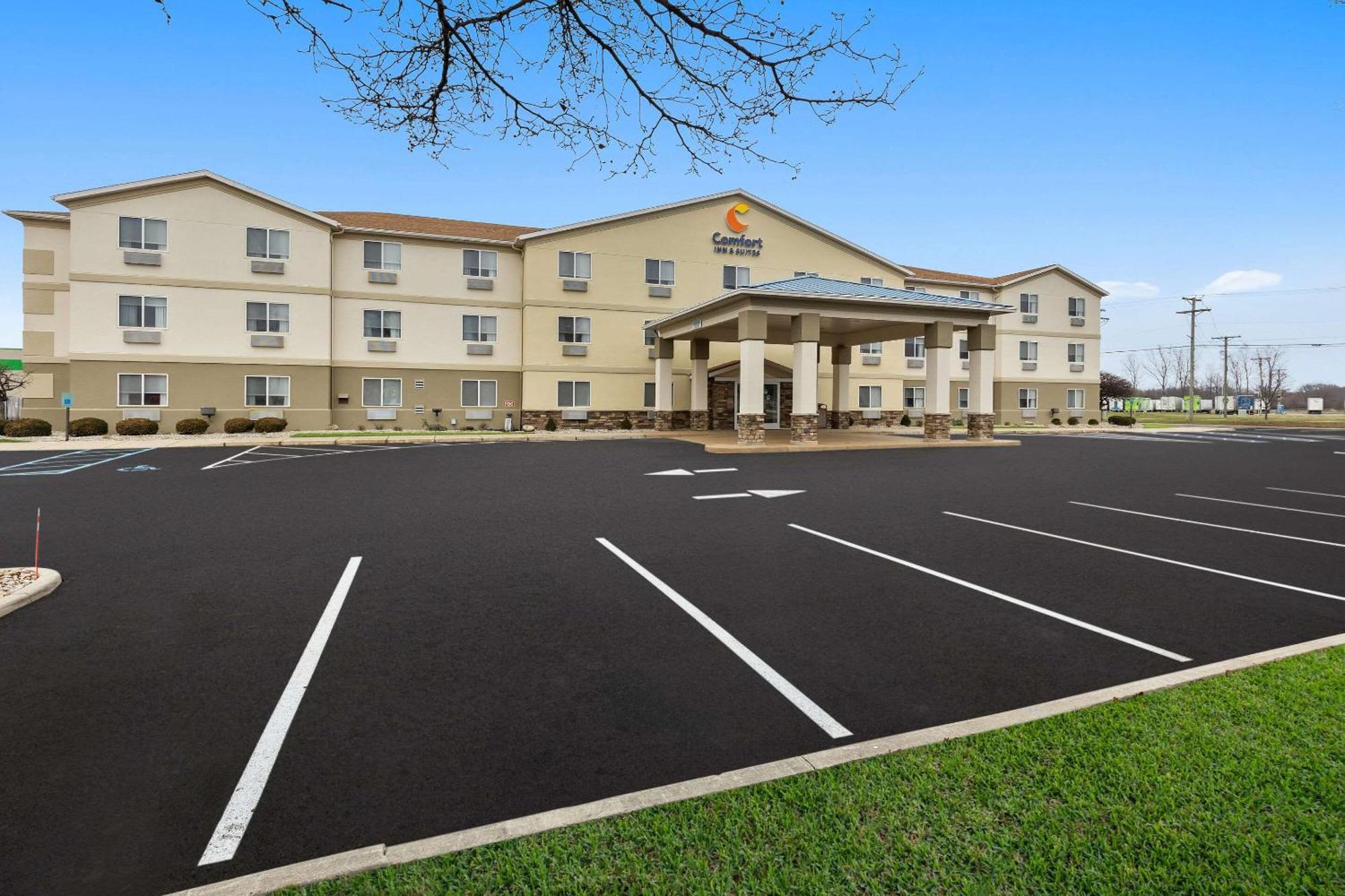 Comfort Inn&Suites Fremont Extérieur photo